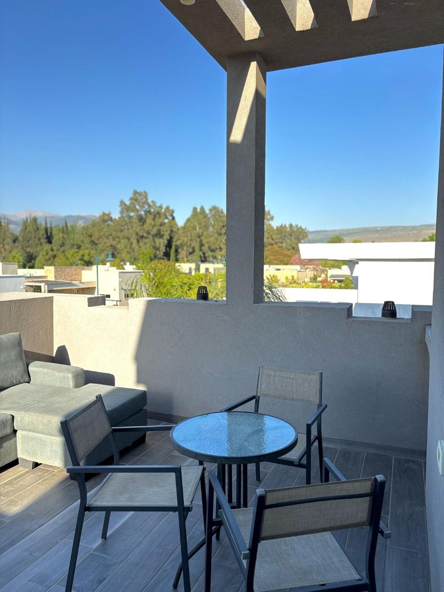 אירוח אריאל Apartment Hagoshrim ภายนอก รูปภาพ